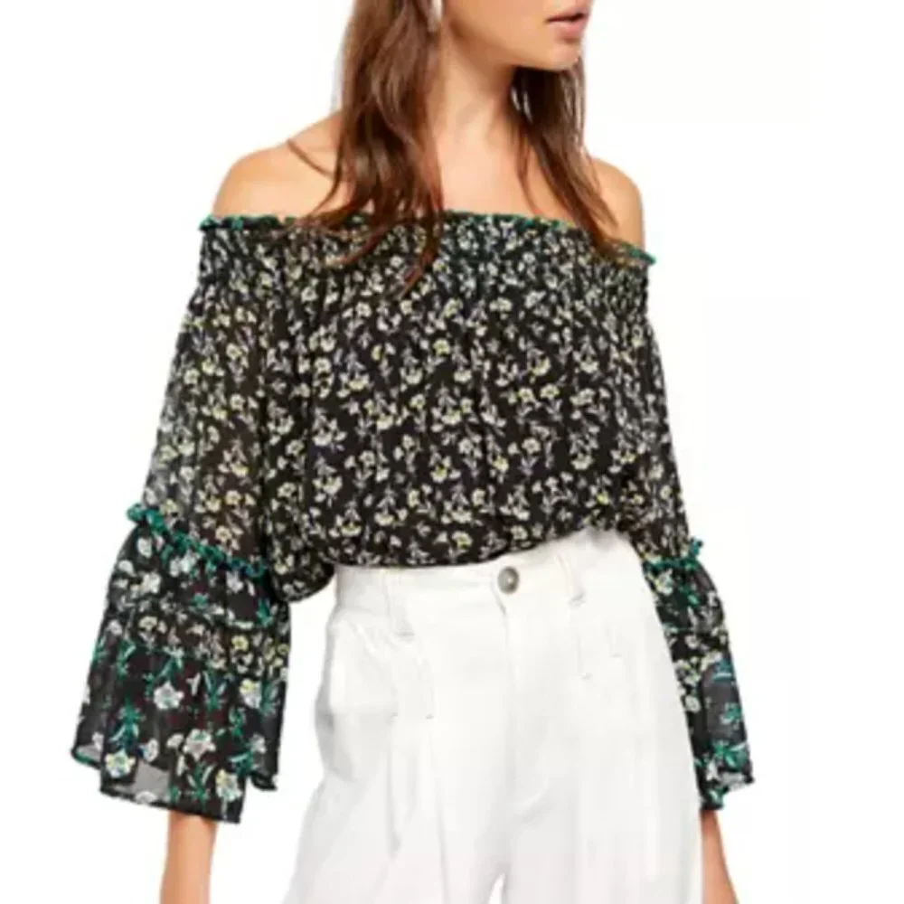 2/$30 Free People Rose Valley Floral Off Shoulder Blouse Small
